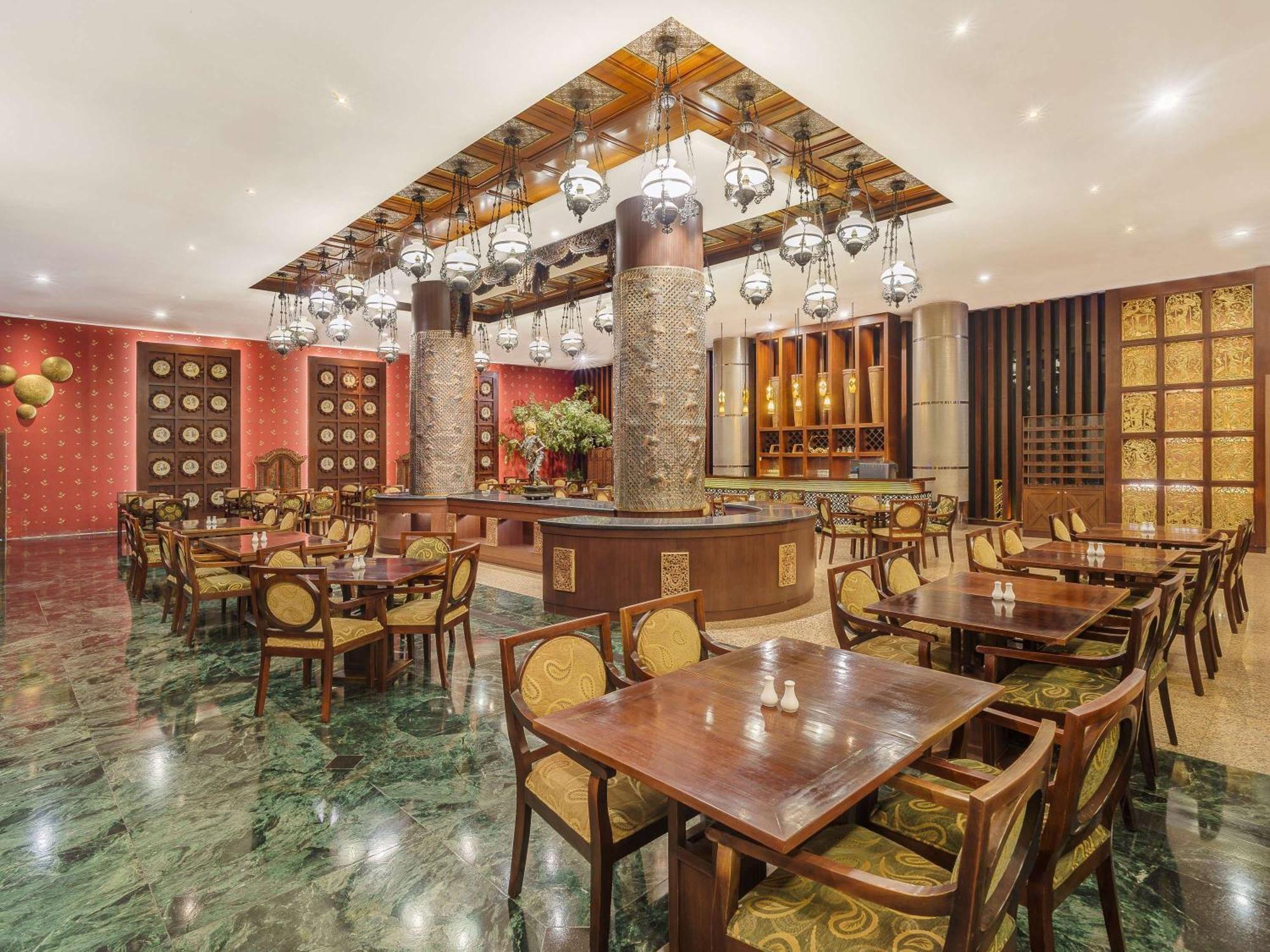 美憬阁旗下皇家梭罗古典酒店 Solo 外观 照片